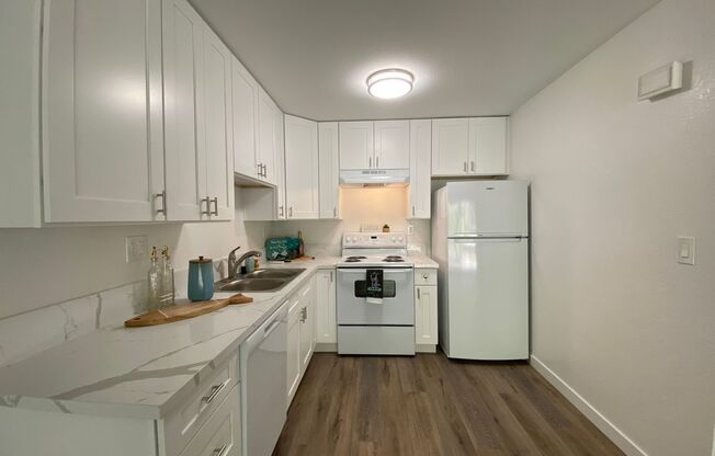 Studio, 1 bath, 472 sqft, $1,850, Unit H21