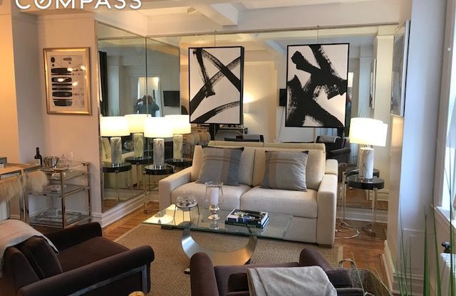 457 West 57 St apt 814