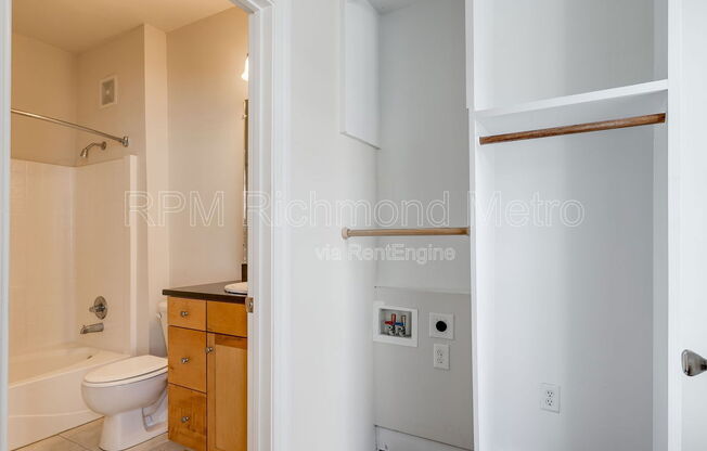 1 bed, 1 bath, 719 sqft, $1,220, Unit 203