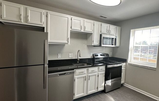 1 bed, 1 bath, 752 sqft, $2,050, Unit 253-05