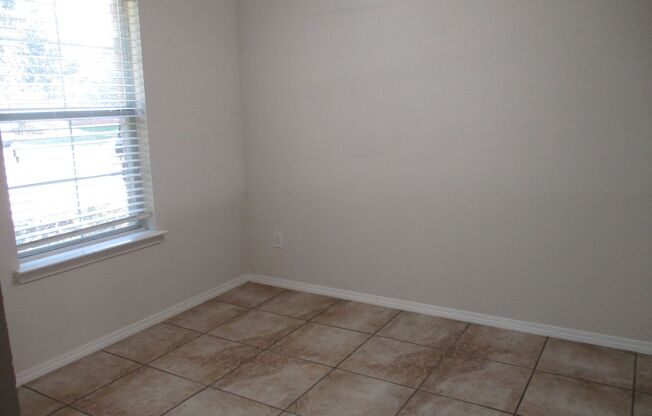 $1995 / 3br – 1648 ft2 - 3/2/2 w/Office ready to move in Brookville Estates (Forney)