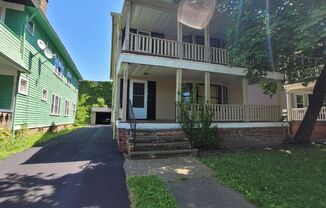 3 beds, 2 baths, $1,200, Unit Duplex Unit 2