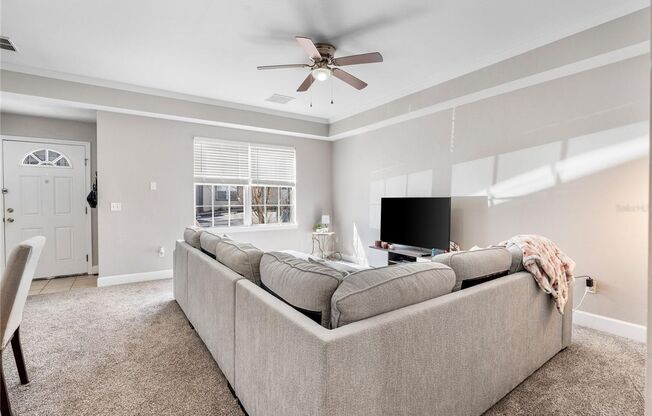Beautiful 2/2.5 in Beacon Hill