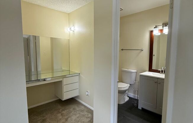 3 bed 2.5 bath townhome