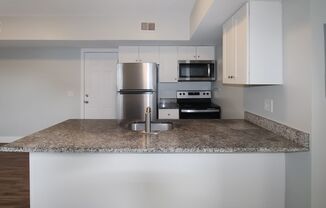 2 beds, 2 baths, 650 sqft, $1,900, Unit 1L