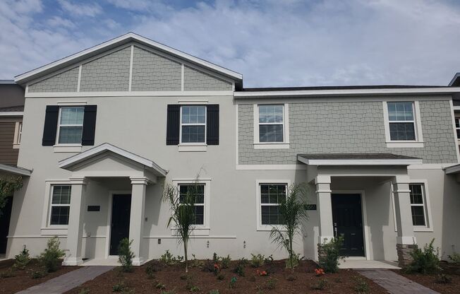 Spacious Bridgewalk Townhome