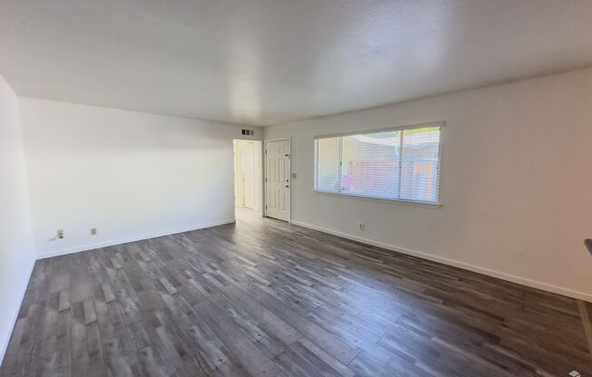 2 beds, 1 bath, $1,500