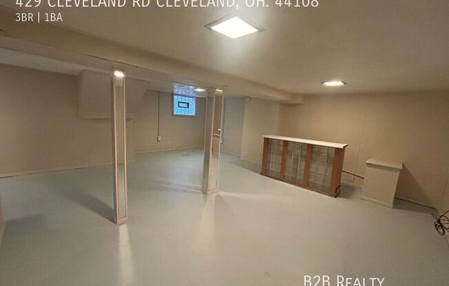429 CLEVELAND RD