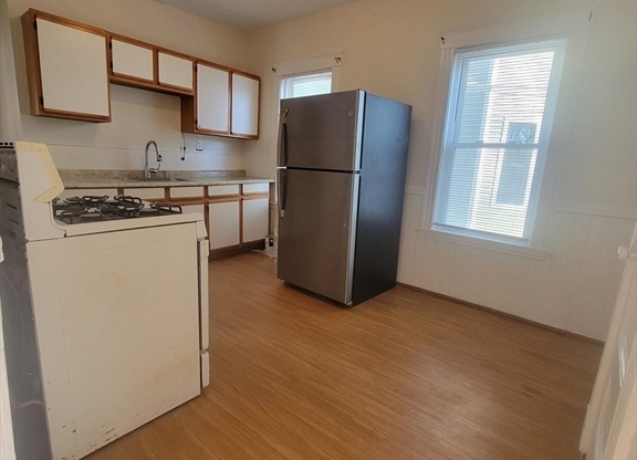 54 MORRISON AVE