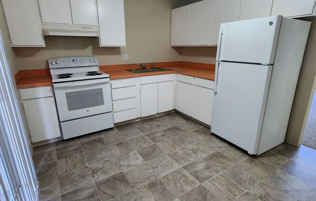 Downtown 2BR/1BA