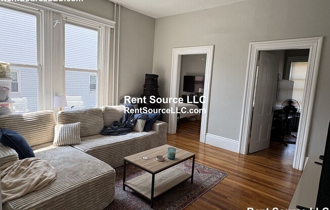 271 HIGHLAND AVE