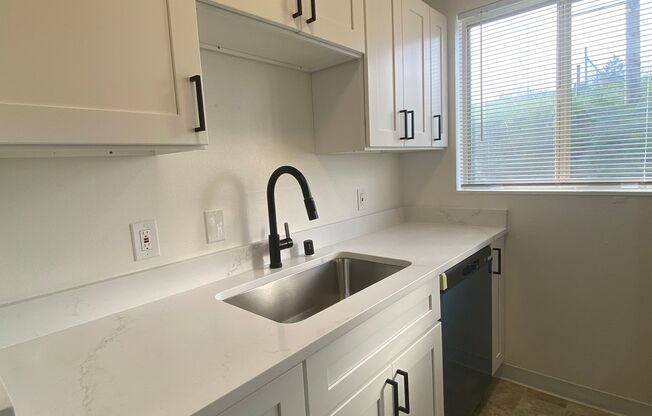 1 bed, 1 bath, 436 sqft, $945