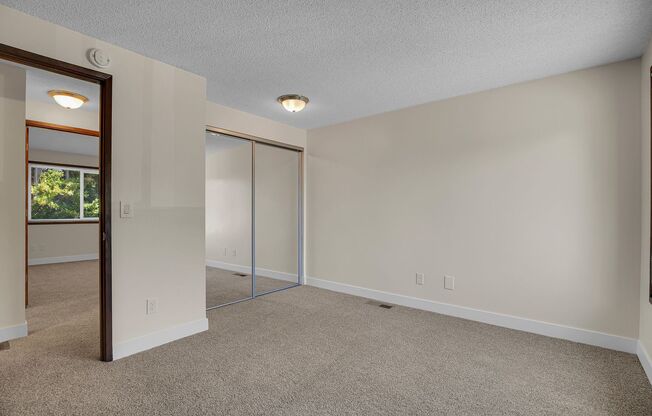 2 beds, 1.5 baths, 1,050 sqft, $2,049, Unit 214-786D