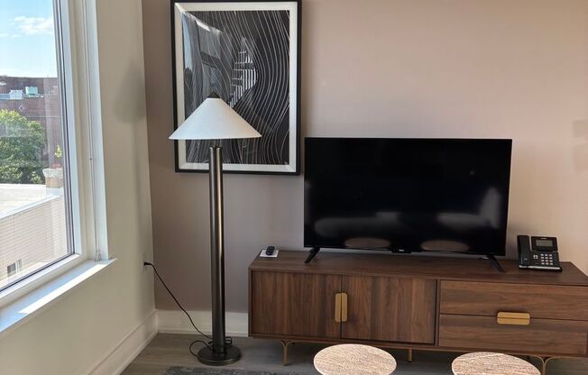 1 bed, 1 bath, 569 sqft, $2,199, Unit 409