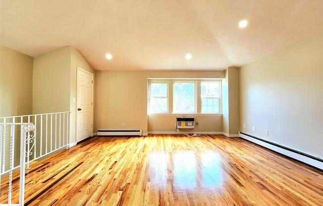 94 17 90 AVE