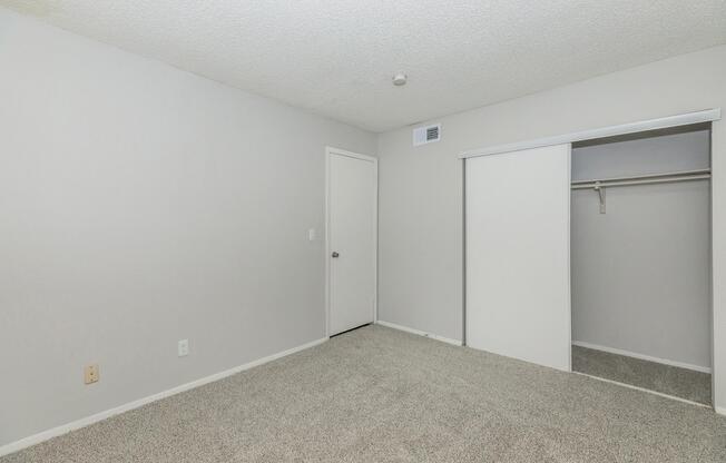2 beds, 1 bath, 954 sqft, $1,710