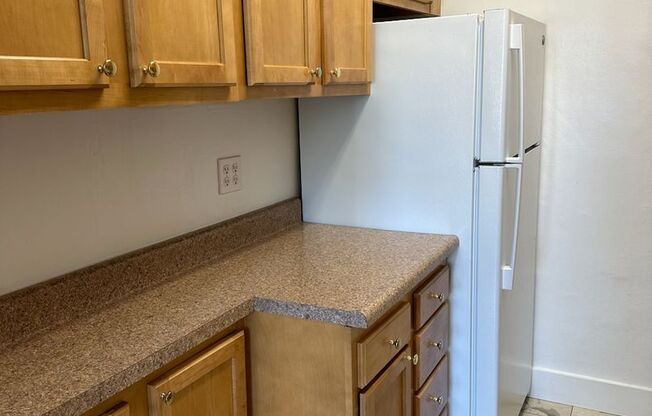 1 bed, 1 bath, 768 sqft, $1,400, Unit Royal York 704