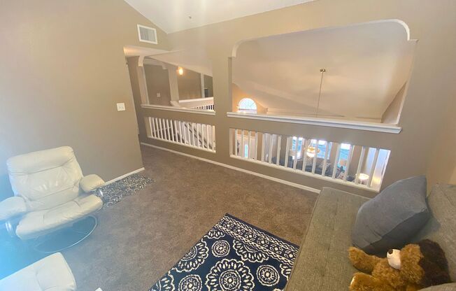 3 beds, 2.5 baths, $1,900
