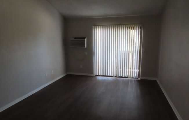 Renovated One Bedroom Condo in Mira Mesa with Two Parking Spaces