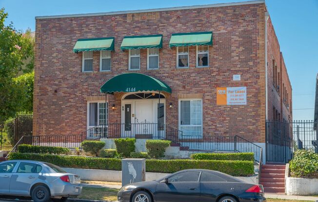 4144 W Adams Blvd