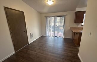 3 beds, 1 bath, $1,895