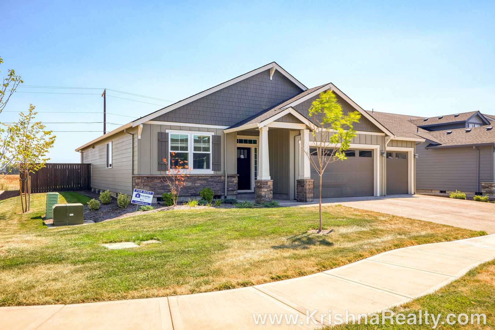 Outstanding | NEW CONSTRUCTION | ONE LEVEL | 3BD |2 BA |Single Family Home | Located On A Corner Lot | Laurel Woods Community!