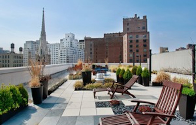 67 E 11 ST