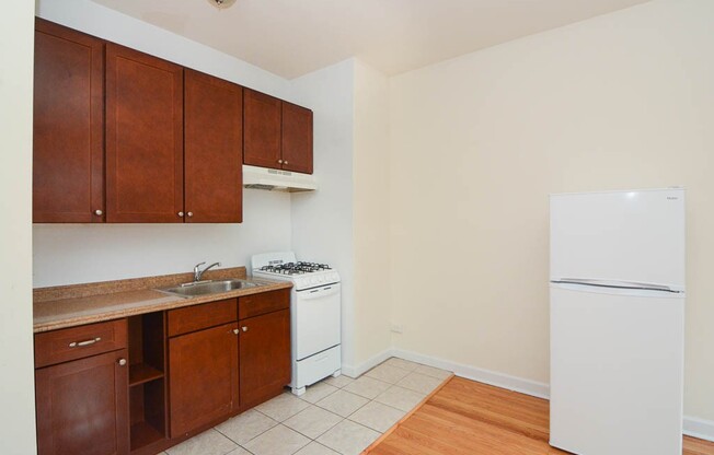 2737 Spaulding