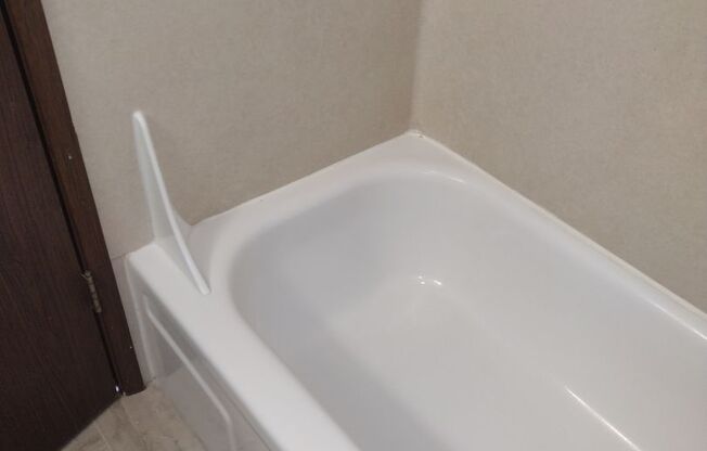 Studio, 1 bath, 212 sqft, $785, Unit 143505