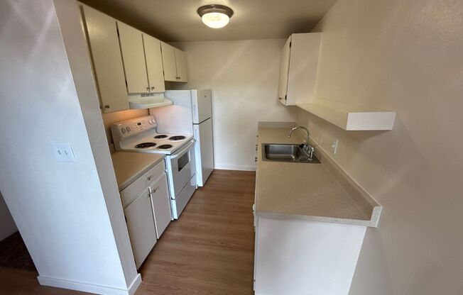 2 beds, 1 bath, 825 sqft, $1,245, Unit 217