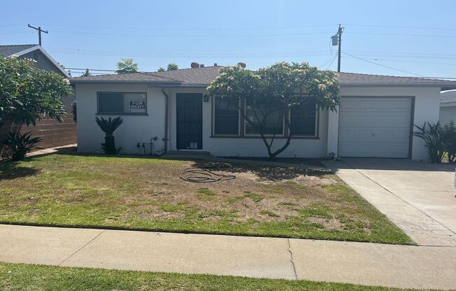 Lovely 3 Bedroom 1 Bath House with Garage