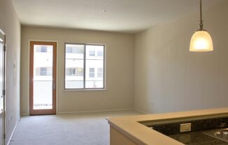 2 beds, 2 baths, $2,595, Unit 204