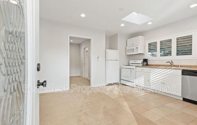 3267 BERNARDO LN