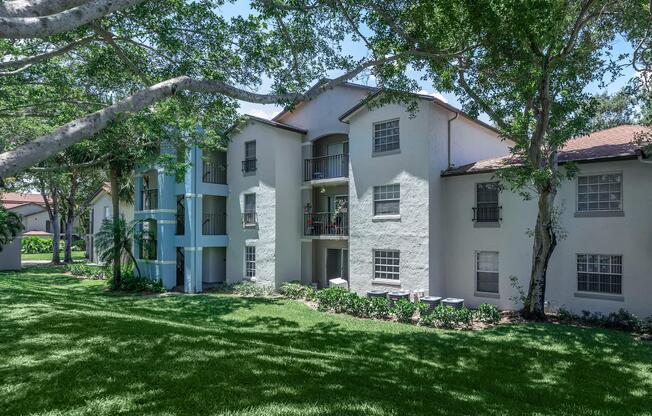 EXPERIENCE THE BEAUTIFUL LANDSCAPING