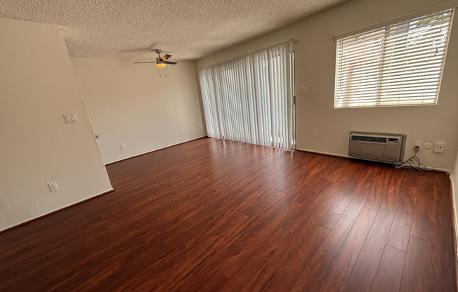 1436 S Shenandoah St 202