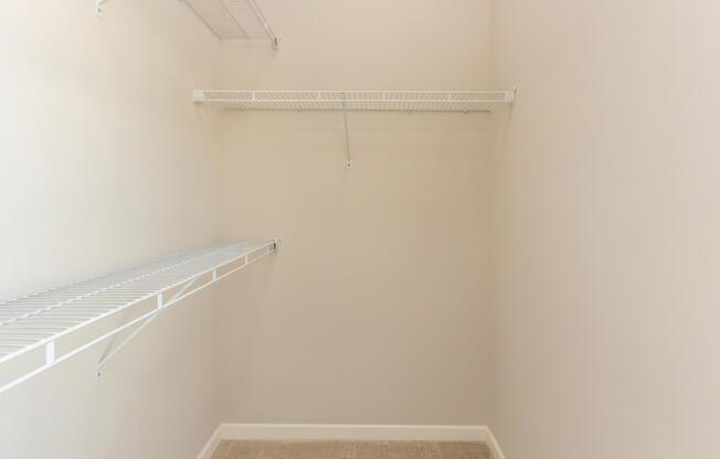 2 beds, 2 baths, 1,170 sqft, $1,570