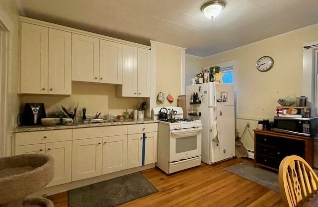 6 REED CT
