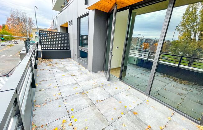 1 bed, 1 bath, 775 sqft, $3,495, Unit 220