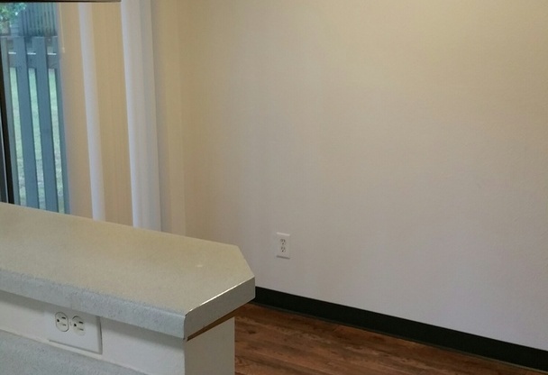 2 beds, 1.5 baths, 925 sqft, $1,775, Unit G-106