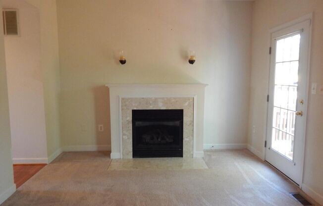 3 beds, 4.5 baths, $3,400, Unit Alexandria, VA