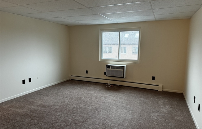 1 bed, 1 bath, 600 sqft, $1,850, Unit 19