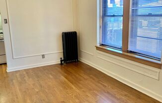 Studio, 1 bath, 300 sqft, $1,425, Unit 644-307