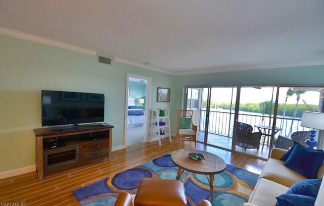 Mariner's Cove 2/2 Condo (Fully Furnished) -- Monthly Rental Now Available - April through Summer !