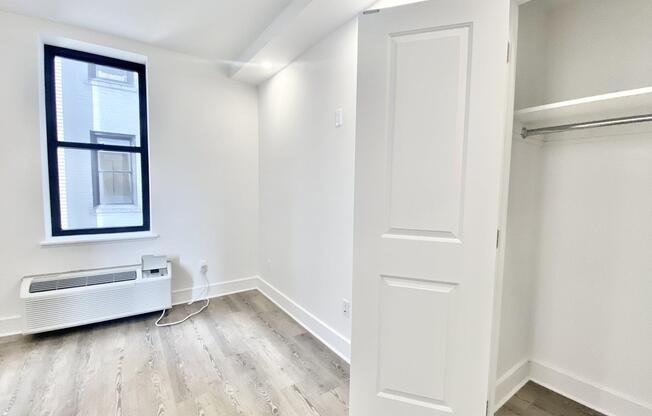 2 beds, 2 baths, $7,495, Unit 11B