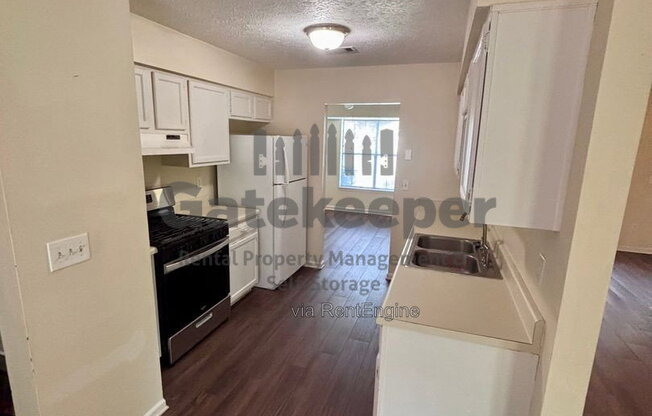 3 beds, 2 baths, 1,481 sqft, $1,545
