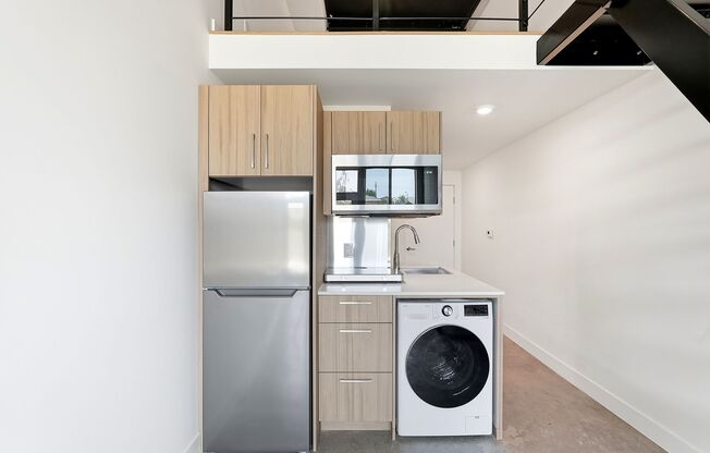 1 bed, 1 bath, 417 sqft, $1,949, Unit 102-B