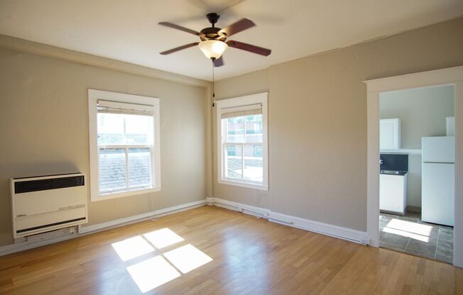 Top Floor One-Bedroom with Private Balcony!
