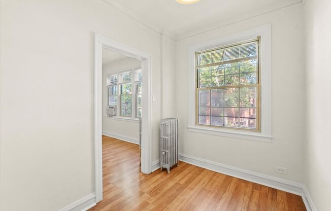 1 bed, 1 bath, 696 sqft, $1,795, Unit 202