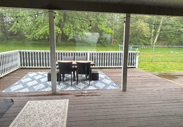 18 LAGANA LN