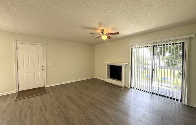 5845 LA COSTA DR
